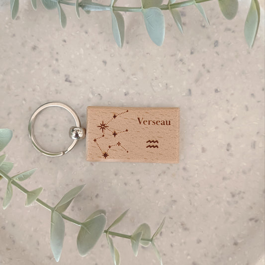 Porte clé en bois Verseau