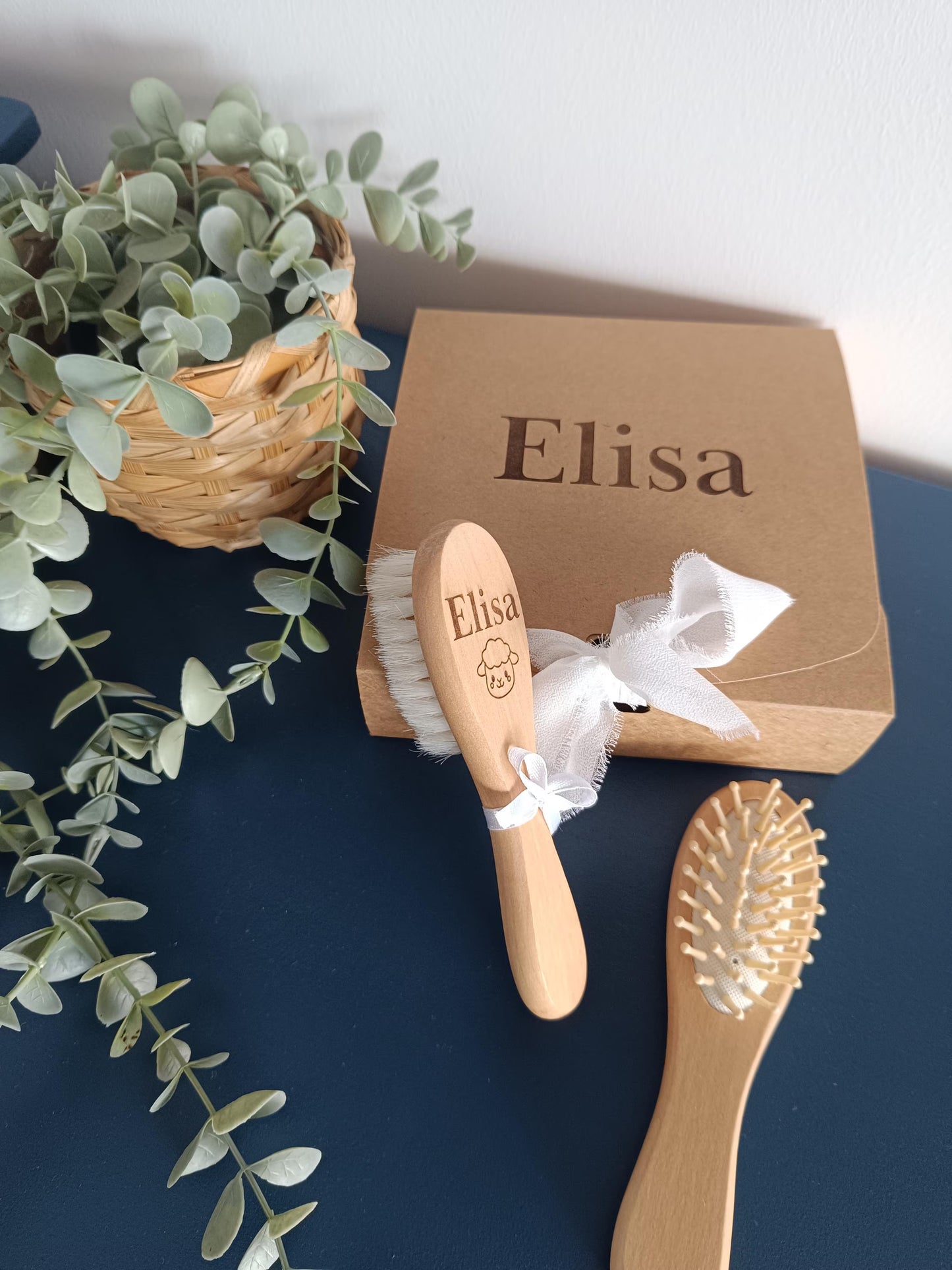 Coffret Peigne et Brosse bébé personnalisées – Cadeau naissance gravé