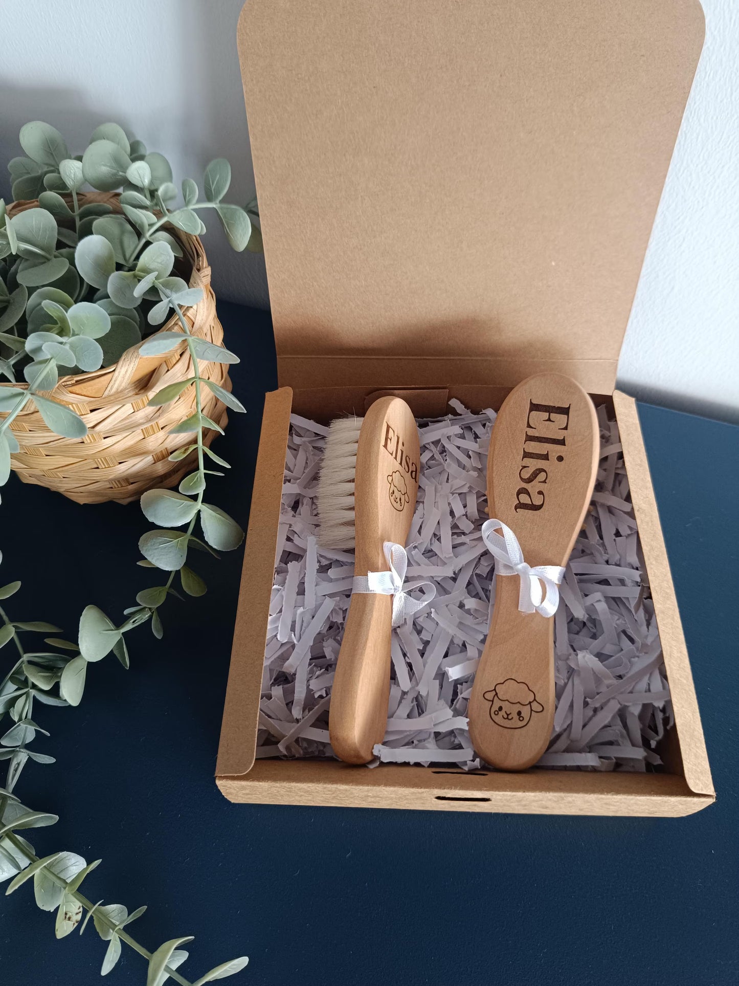 Coffret Peigne et Brosse bébé personnalisées – Cadeau naissance gravé
